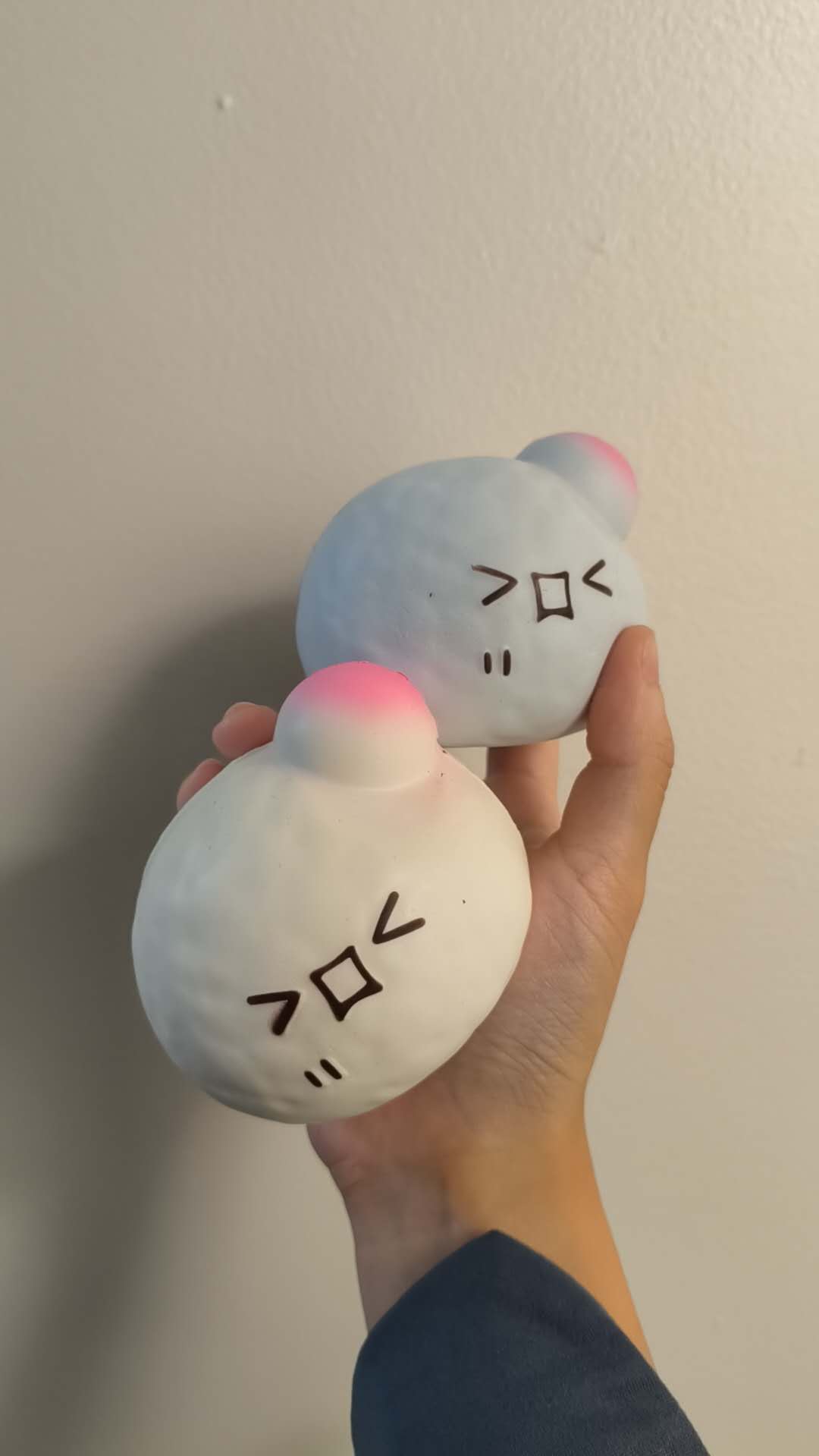SmileGogo|The Beat-Up Mochi Squishy | Funny Slow-Rising Anger Relief Toy