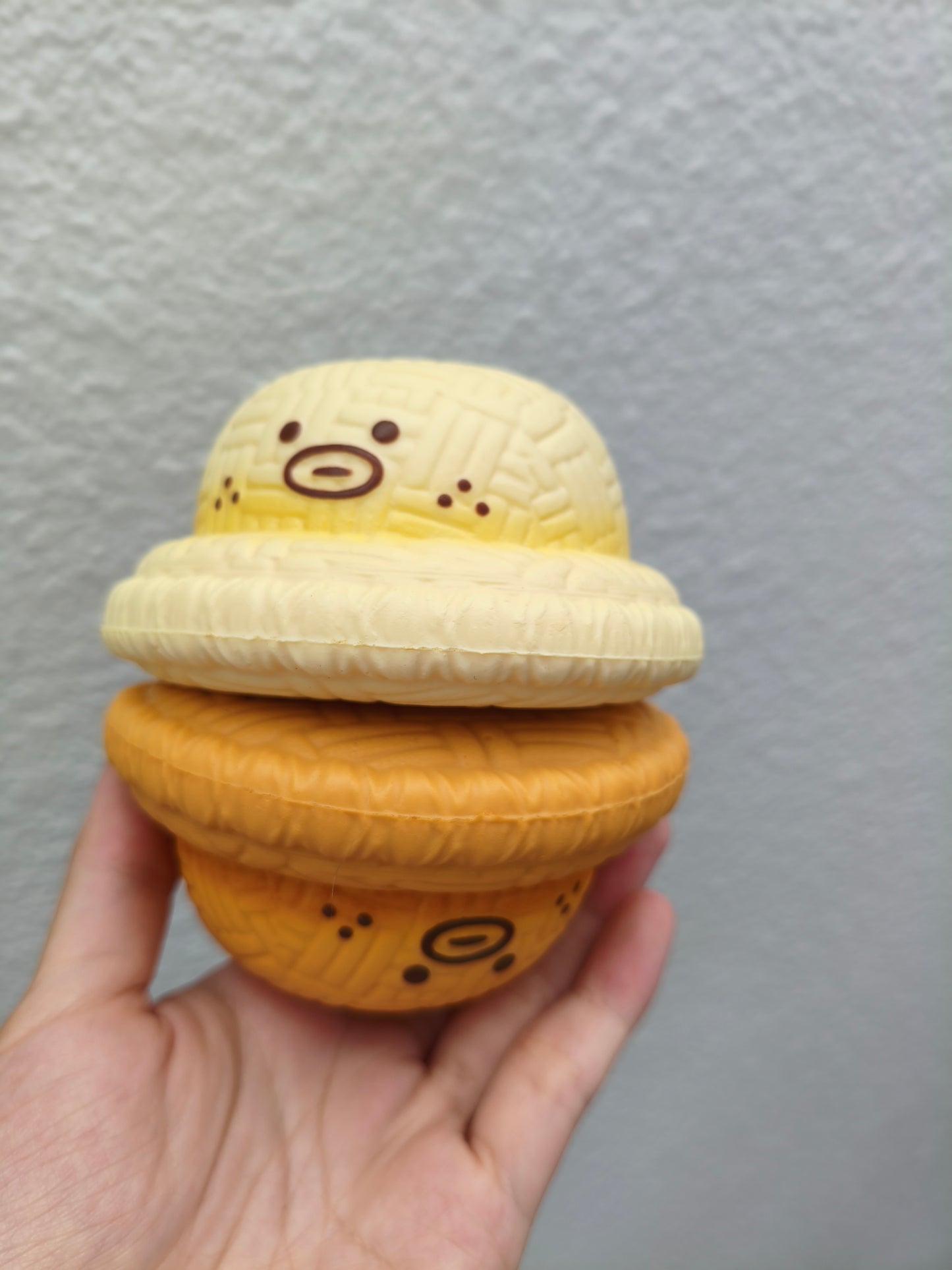 Full| Lao Zhang Straw Hat Squishy, Slow Rising, Stress relief, Free over $50