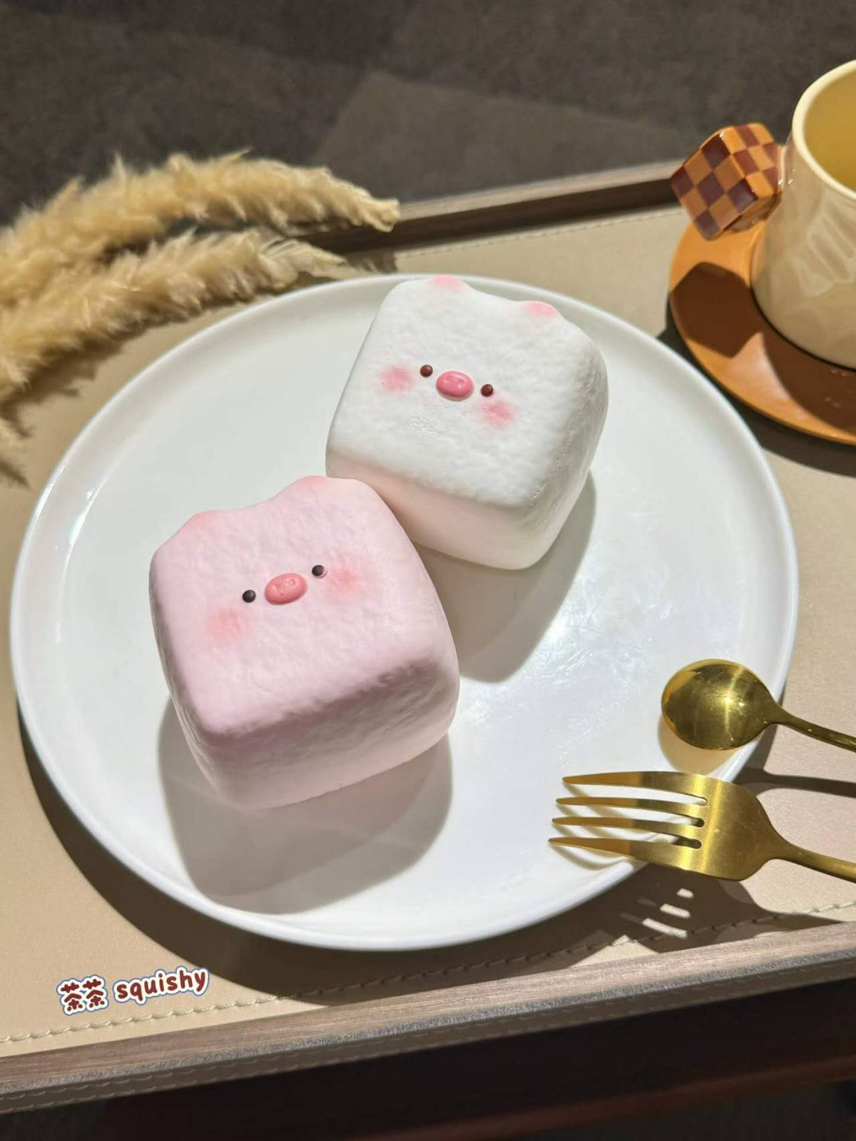 Tea(Chacha) |Piggy Milk Tofu Slow Rebound Squishy (Slow Rising Stress Relief)