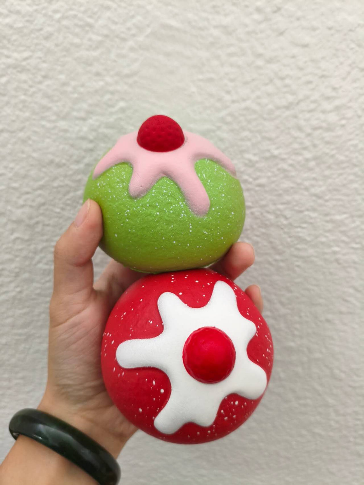MusBoss | Snow-Top Strawberry Bread Shape Slow Rising Stress Relief Toy
