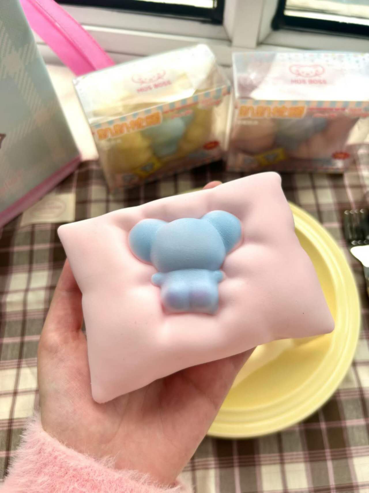 Mus Boss | Flop-down Pillow Slow Rising Squishy