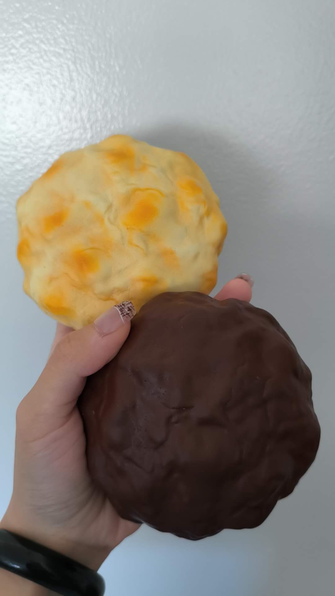 Full | Soft-baked Cookie Squishy, Slpw-Rising Squishy, Stress Relief