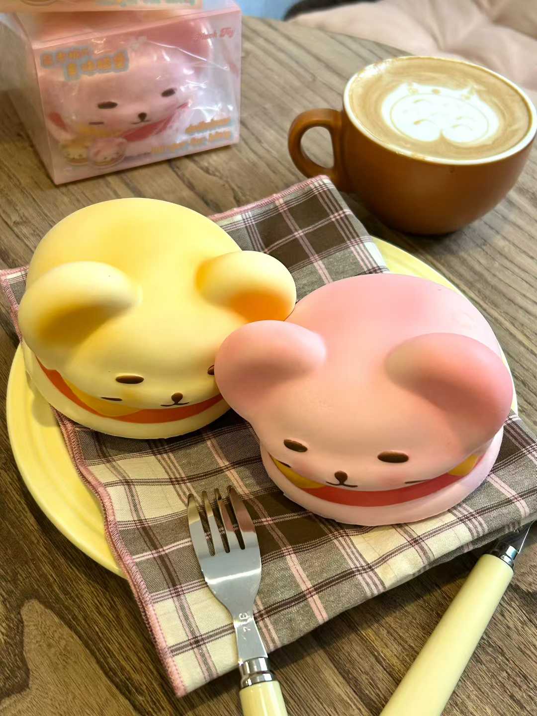 Mus Boss | Ultra-Moist Slow-Rebound Cat Burger Squishy (Yellow Only!!!)