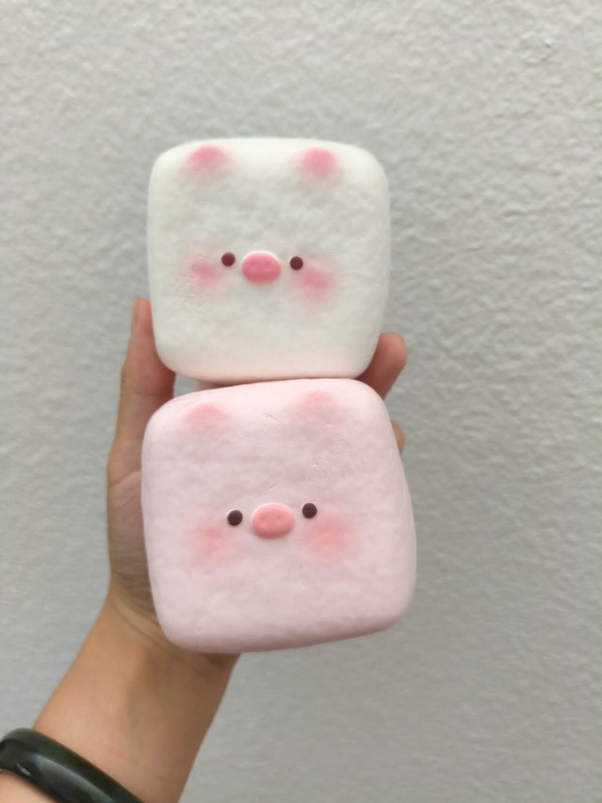 Tea(Chacha) |Piggy Milk Tofu Slow Rebound Squishy (Slow Rising Stress Relief)