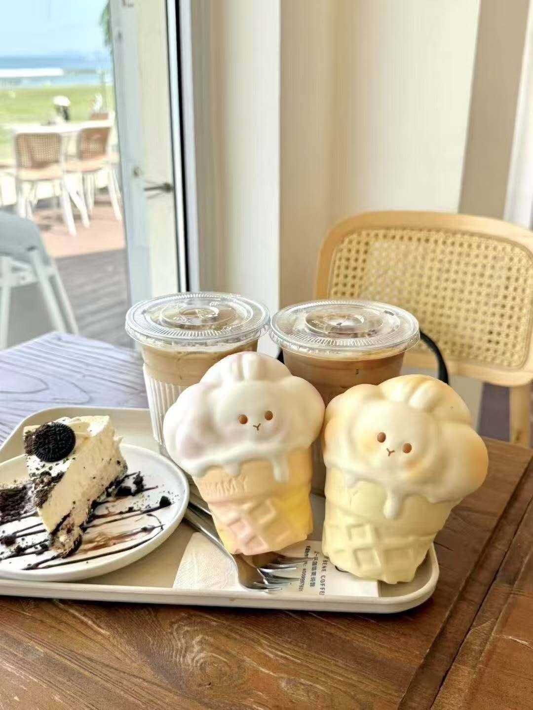 Yummy| Bunny Ice Cream shape slow-rising squishy