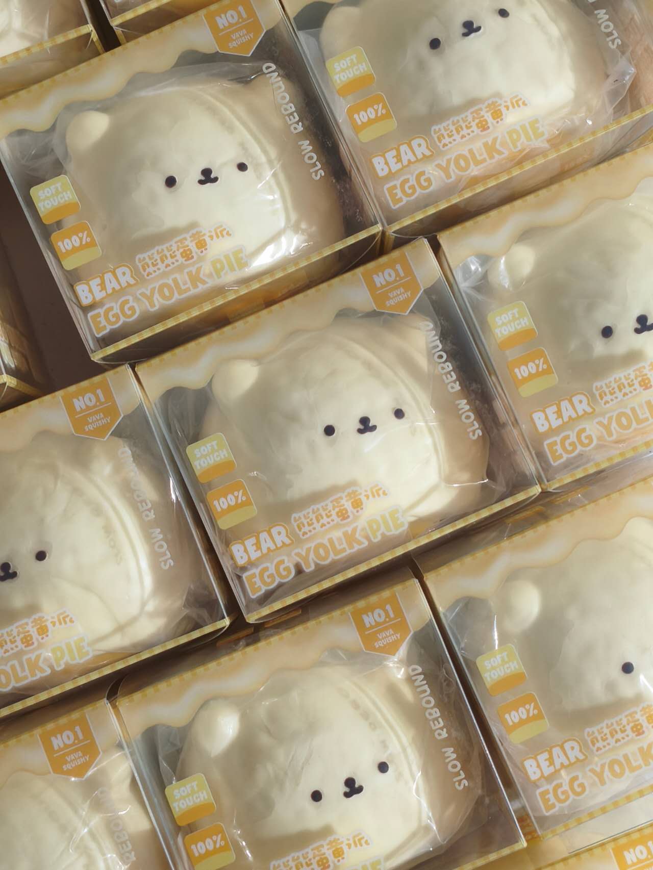 Vava| Bear Egg Yolk Pie Slow Rising Squishy