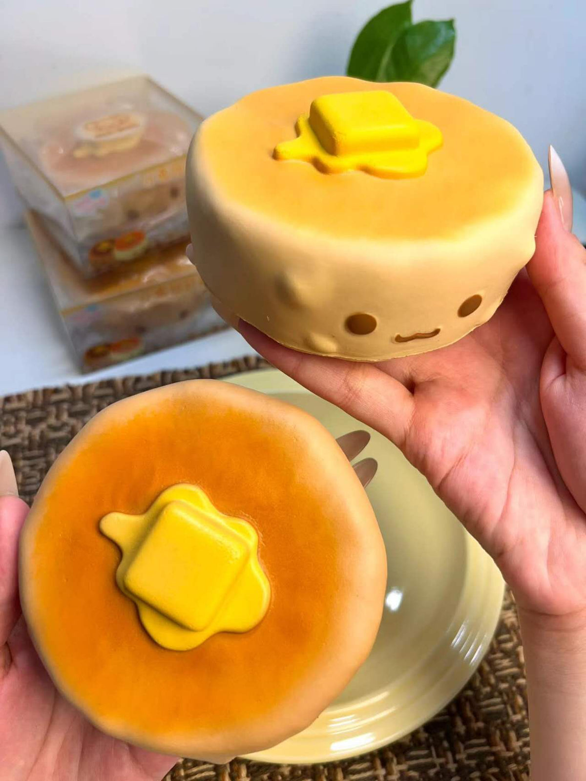 MusBoss|Doughy Soufflé Pancake Shape Slow Rising Stress Relief Toy