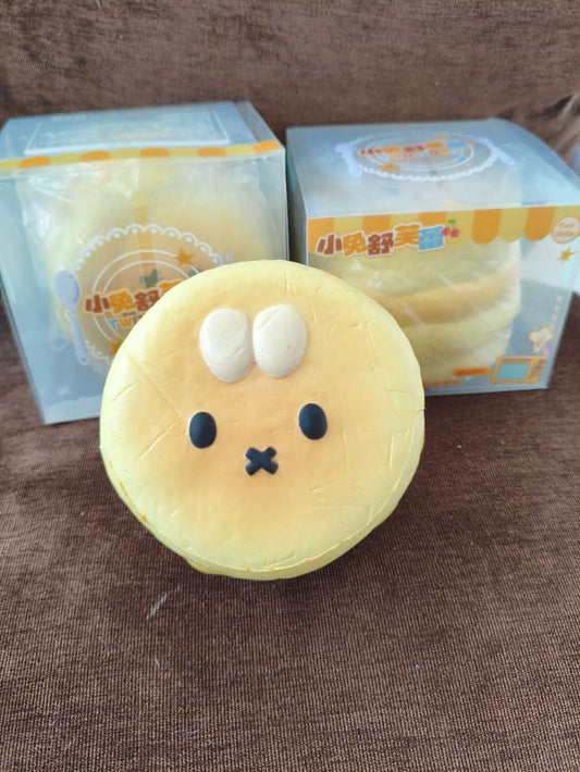 Fluffy Bunny Soufflé Squishy - Fluffy Slow Rising Stress Relief Fidget Toy